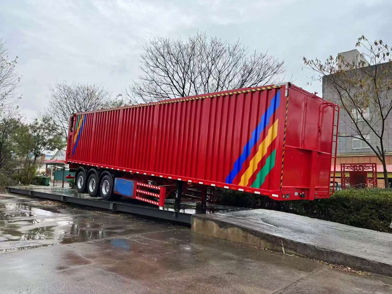 壓縮式垃圾運(yùn)輸車